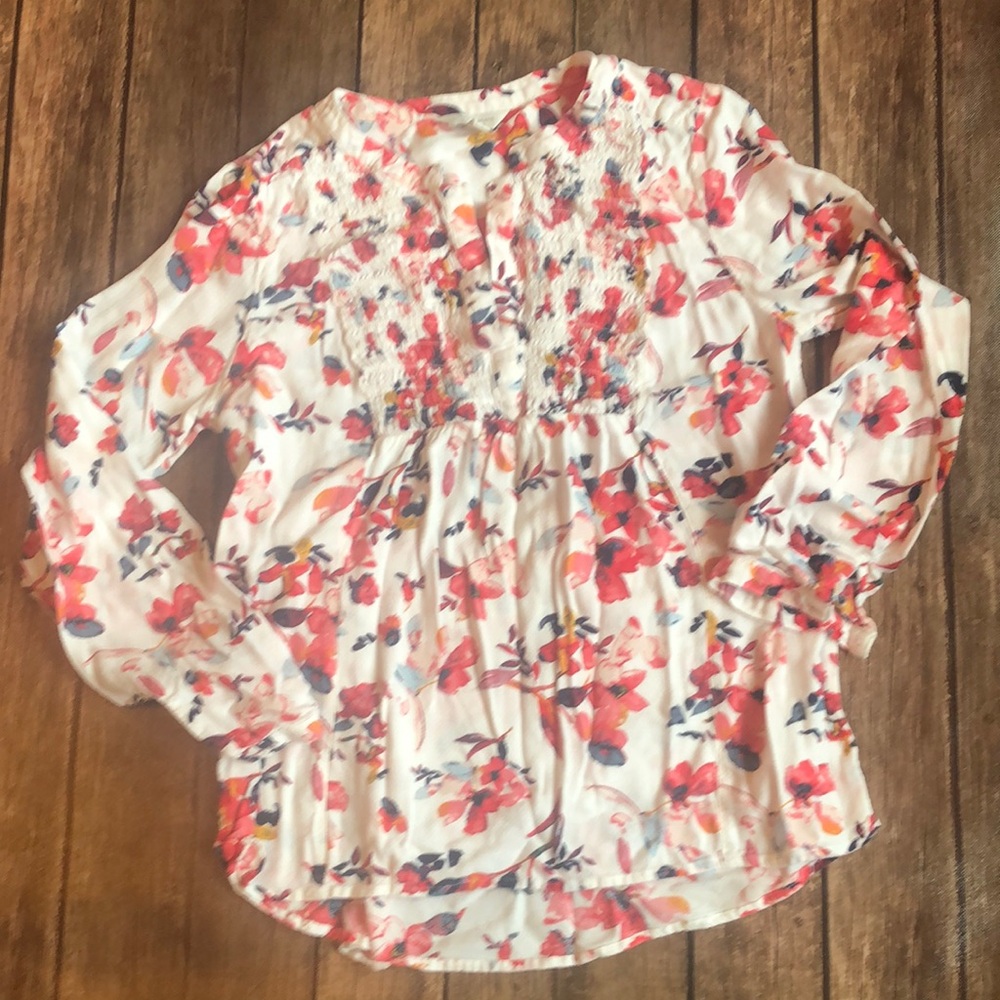 Lucky Brand Floral Top with Pleated Yoke Size M